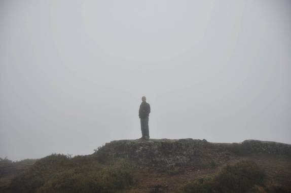 A neblina toma conta do alto do Morro da Igreja, ponto mais alto da região sul do país (em Urubici - SC)
